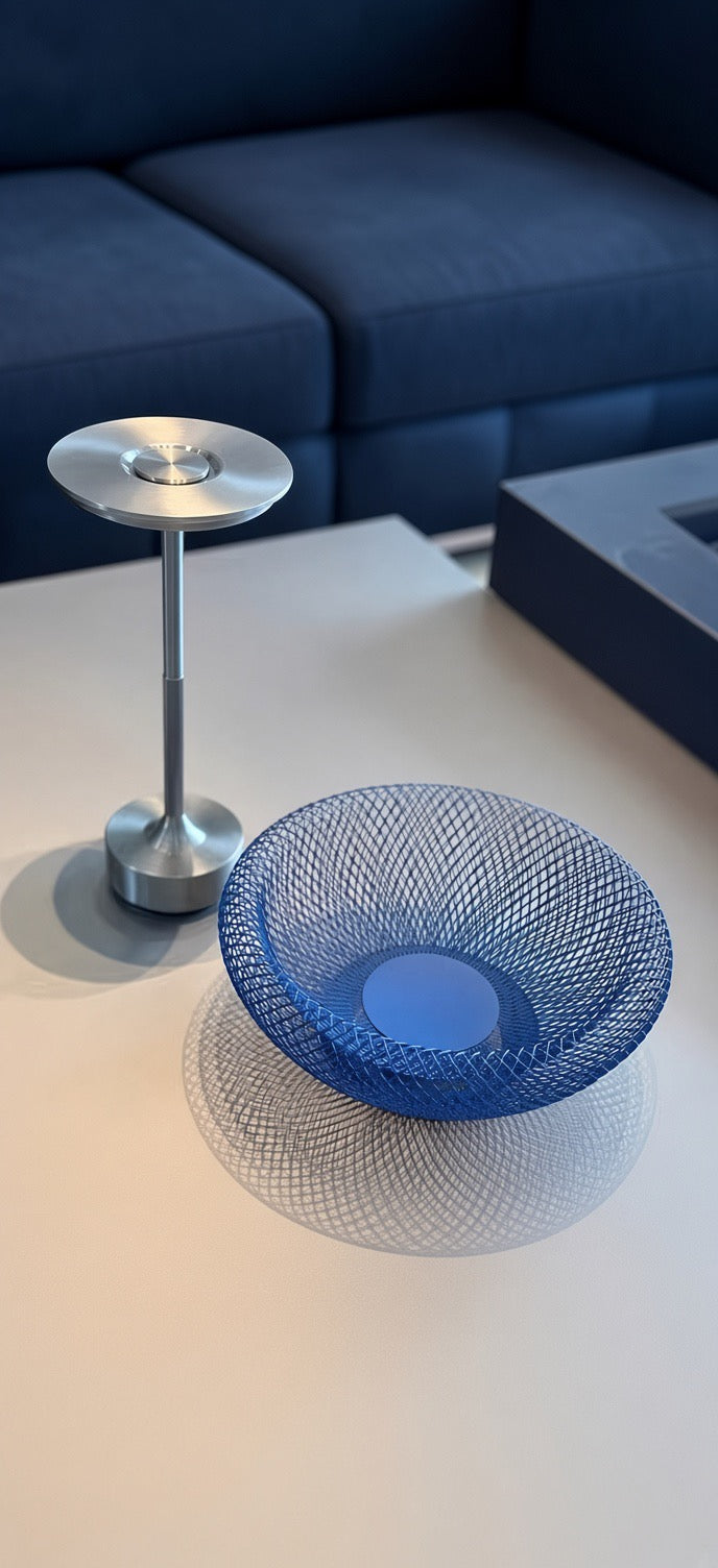 Modern Geometric Wire Fruit Bowl - Klein Blue / Minimalist Decorative Basket 北歐極簡幾何鐵藝水果籃｜克萊因藍 收納置物盤